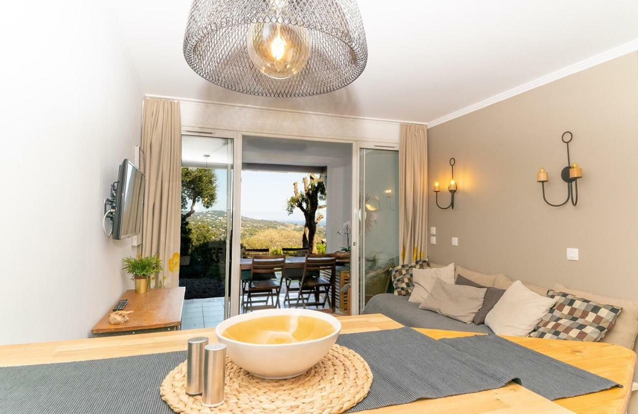 Apartamento Les Restanques Grimaud Exterior foto
